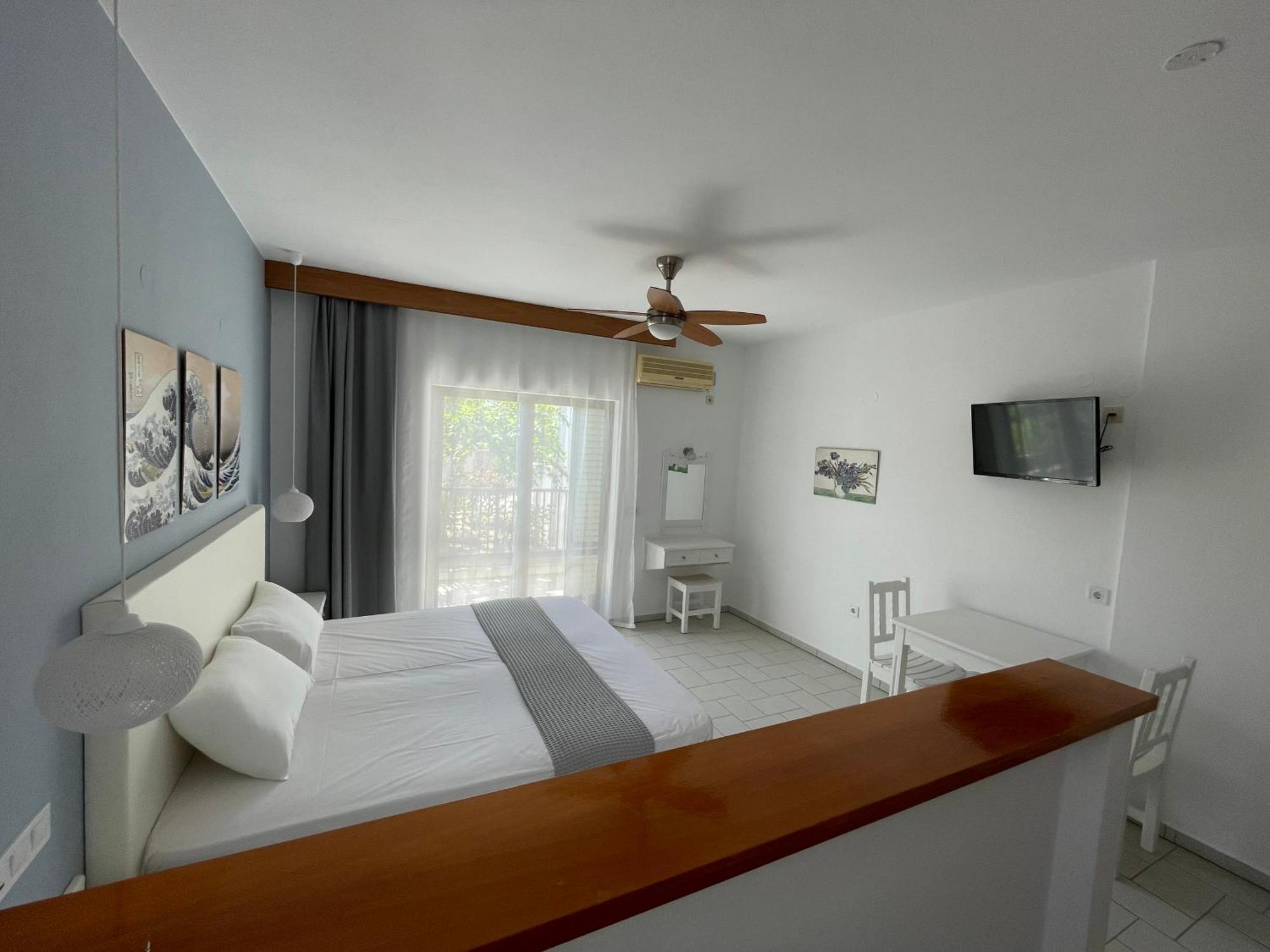 Adult Only - Hotel Suzanna Achladies  Exterior photo