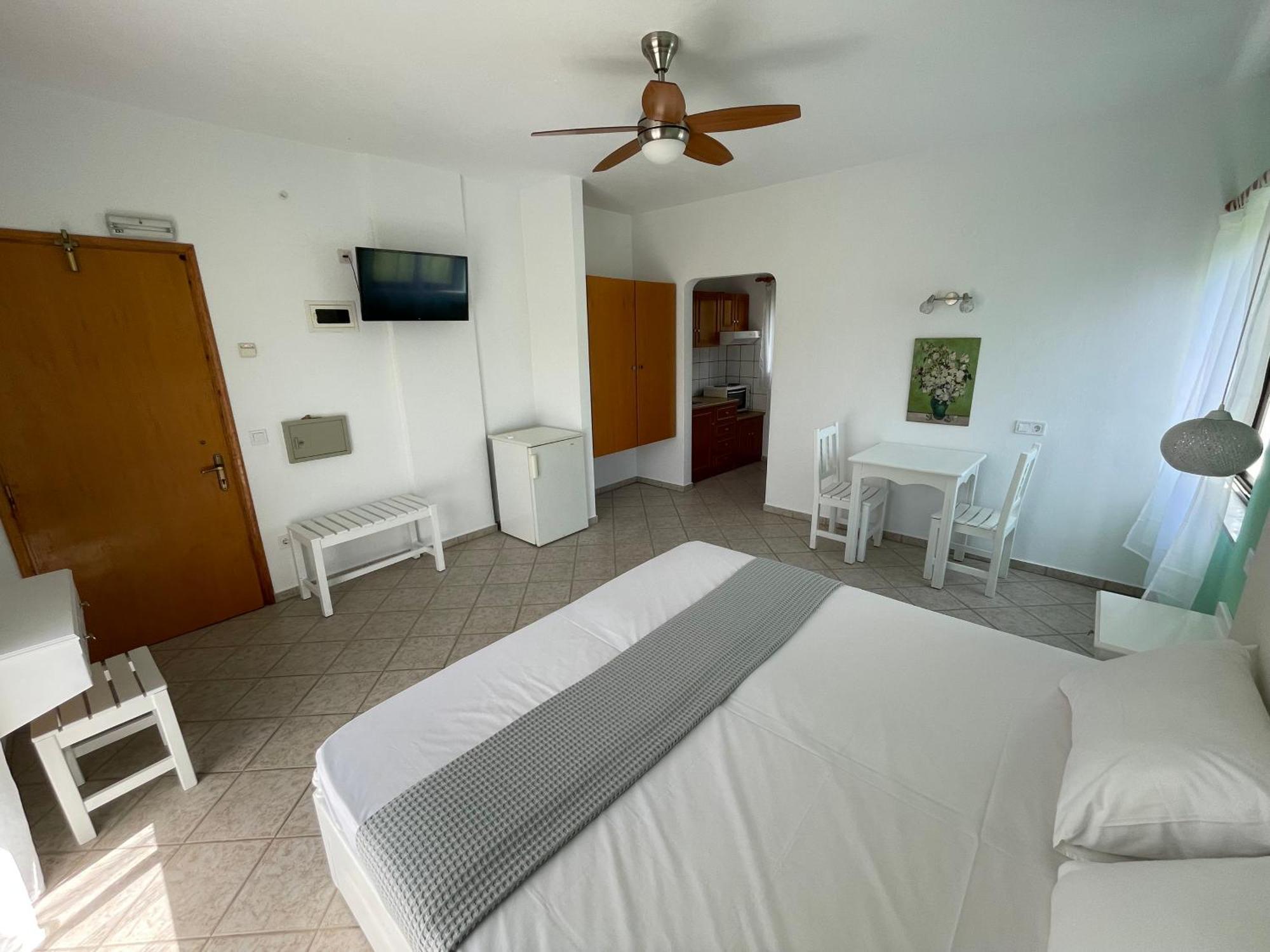 Adult Only - Hotel Suzanna Achladies  Exterior photo